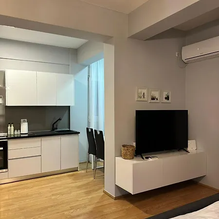 Sunshine Tirana, Blloku 2