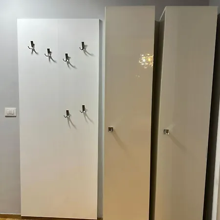 Sunshine Tirana, Blloku 2 Apartamento *